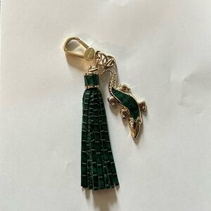Brahmin ☘️ Emerald Green Alligator Keychain with Tassel. EUC